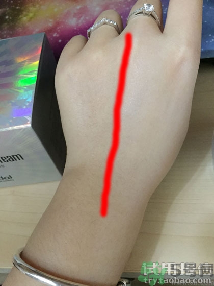 素顏霜和氣墊哪個好？素顏霜和氣墊bb哪個好？