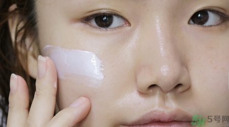 芭妮蘭素顏霜怎么樣？芭妮蘭素顏霜好用嗎？