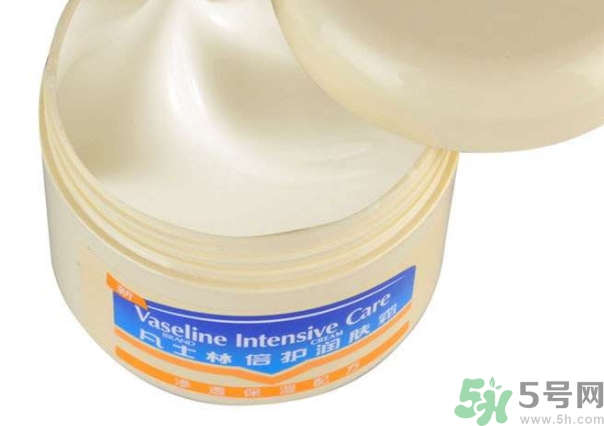凡士林的成分 凡士林的作用和用途 凡士林的成分 凡士林的作用和用途