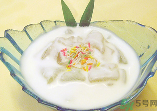 柿子和酸奶能一起吃嗎？柿子和酸奶能一起吃會中毒嗎？