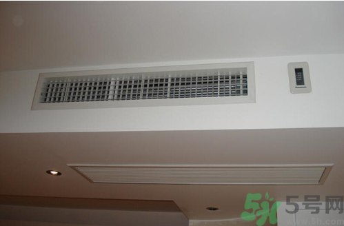 秋天空調(diào)開什么溫度最好？秋天空調(diào)開多少度合適？