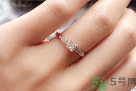 睡覺可以戴戒指嗎?晚上睡覺戴戒指好嗎? 睡覺可以戴戒指嗎?晚上睡覺戴戒指好嗎?