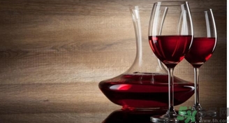 葡萄酒酸了還能喝嗎？葡萄酒酸了怎么辦？