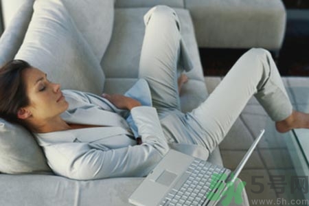 熬夜困了怎么提神？快速提神醒腦的小方法