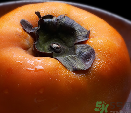 吃柿子會(huì)得結(jié)石嗎？吃柿子會(huì)結(jié)石嗎？