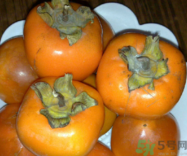 硬柿子和軟柿子的區(qū)別？硬柿子怎么變軟？