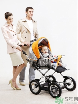 嬰兒推車什么牌子好？嬰兒推車可以帶上飛機(jī)嗎？