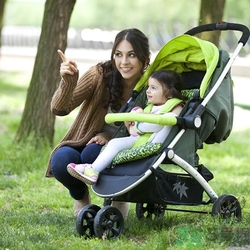 嬰兒推車什么牌子好？嬰兒推車可以帶上飛機(jī)嗎？