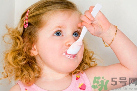 保嬰丹怎么服用？保嬰丹可以放在奶粉里喝嗎？