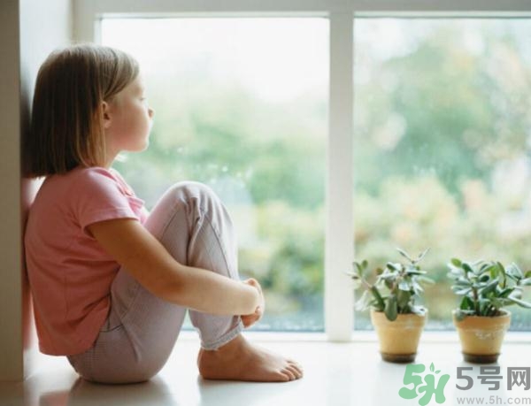 兒童性格內(nèi)向怎么辦？兒童性格培養(yǎng)的書有哪些