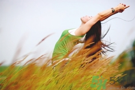 掉頭發(fā)需要檢查什么？脫發(fā)需要做什么檢查？