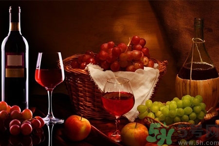 葡萄酒過期還能喝嗎？葡萄酒過期喝了好嗎？