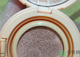 伊蒂之屋純真漾彩氣墊腮紅怎么樣?好用嗎? 伊蒂之屋純真漾彩氣墊腮紅怎么樣?好用嗎?