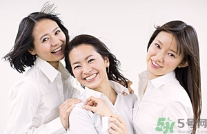 頭發(fā)枯黃稀少怎么辦？頭發(fā)又黃又少怎么辦？