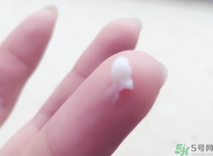 ahc黃金眼霜怎么用？ahc黃金眼霜使用方法