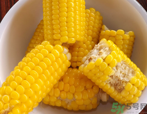 老玉米煮多長(zhǎng)時(shí)間？老玉米怎么煮？