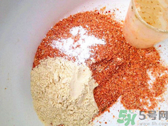 秋天釣魚用什么餌料？秋季釣魚用什么餌料好？