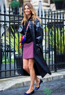 穿風衣里面穿什么?風衣內搭什么好看?