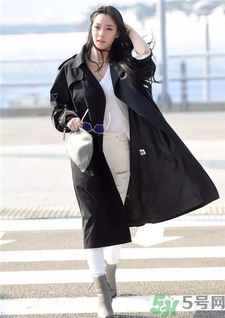 穿風衣里面穿什么?風衣內搭什么好看?