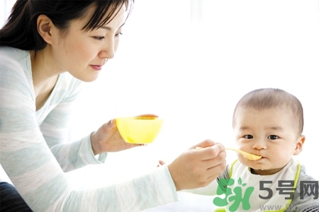 寶寶不吃藥可以加在奶里面嗎？寶寶不吃藥怎么喂比較好？