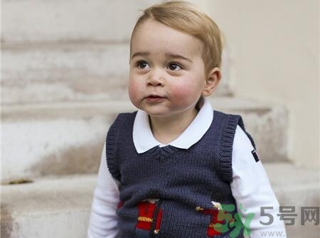 秋季寶寶穿什么衣服？秋天寶寶穿衣注意事項