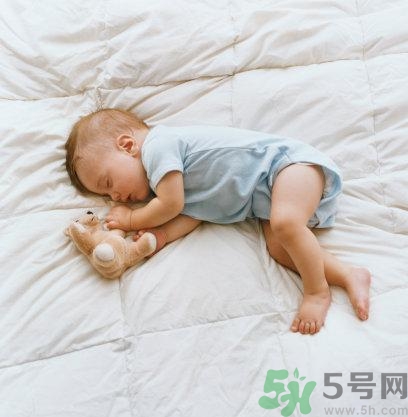 秋季幼兒如何預(yù)防感冒？秋季幼兒感冒怎么辦？