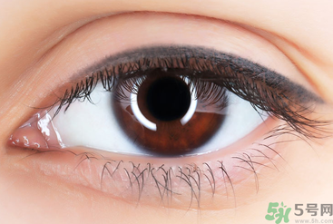 秋天適合割雙眼皮嗎？秋天割雙眼皮好嗎？