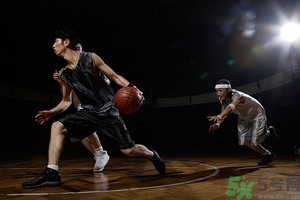 打籃球手腕扭傷怎么辦?打籃球后手腕疼怎么辦? 打籃球手腕扭傷怎么辦?打籃球后手腕疼怎么辦?