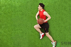 打籃球手腕扭傷怎么辦?打籃球后手腕疼怎么辦? 打籃球手腕扭傷怎么辦?打籃球后手腕疼怎么辦?