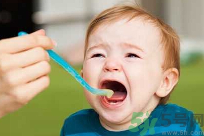 斷奶期間奶漲怎么辦？什么時候斷奶最合適？