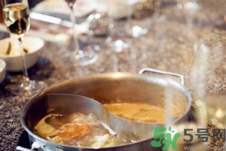 吃火鍋能喝啤酒嗎？吃火鍋喝啤酒對身體好嗎？