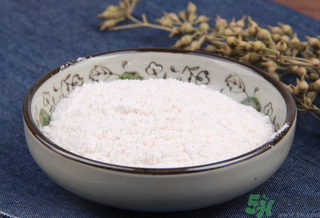 柿餅上的白霜是果肉里折出的什么糖？柿餅上的白霜是什么糖？