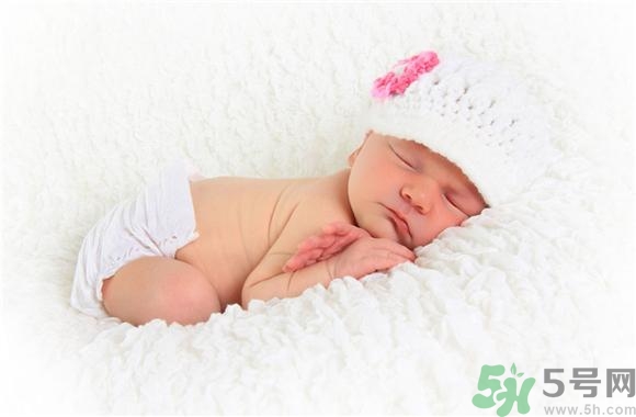 新生兒為什么那么丑？新生兒越丑越好嗎？