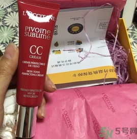 歐舒丹美肌無(wú)暇修顏乳多少錢(qián)?歐舒丹cc霜價(jià)格 歐舒丹美肌無(wú)暇修顏乳多少錢(qián)?歐舒丹cc霜價(jià)格