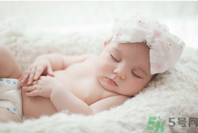 10月份可以斷奶嗎？幾月份斷奶最好？