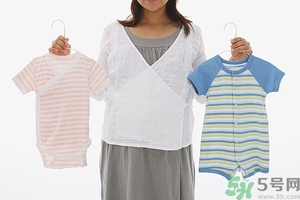 20度左右寶寶穿什么衣服?20度寶寶蓋多少被子 20度左右寶寶穿什么衣服?20度寶寶蓋多少被子