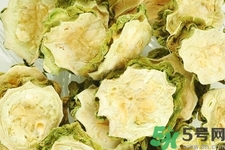 新鮮苦瓜片和干苦瓜片泡水哪個(gè)好？苦瓜片泡水喝的功效