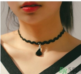 choker項鏈怎么搭配衣服？choker蕾絲項鏈搭配