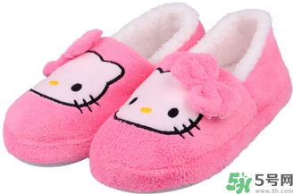 十月份坐月子穿什么鞋？10月份坐月子穿什么鞋？