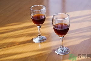 小孩能喝紅酒嗎,小孩喝紅酒好嗎？
