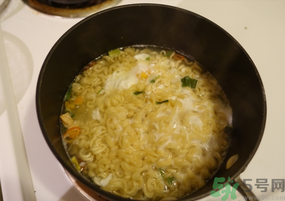 辛拉面是哪個國家的？辛拉面怎么煮好吃？