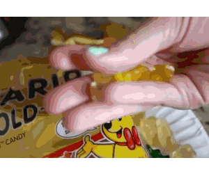 果凍口紅怎么做的？果凍口紅的做法