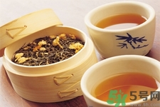 茶垢對(duì)身體有害嗎？茶垢到底是養(yǎng)生還是危害健康？