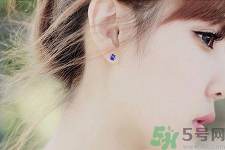 激光打耳洞疼嗎？激光打耳洞會打歪嗎？