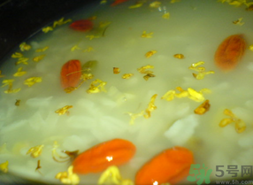 新鮮桂花可以煮粥嗎？桂花可以煮粥嗎？