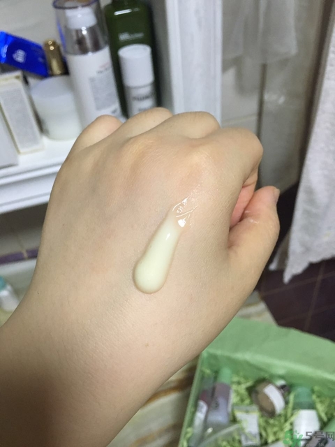 倩碧三部曲適合什么年齡?倩碧三部曲適合什么膚質(zhì)? 倩碧三部曲適合什么年齡?倩碧三部曲適合什么膚質(zhì)?