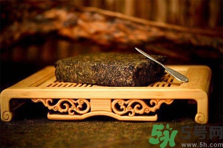 黑茶的營養(yǎng)價(jià)值 黑茶的功效與作用 黑茶的營養(yǎng)價(jià)值 黑茶的功效與作用