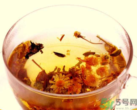 桂花茶和玫瑰花能一塊泡水喝嗎？桂花和玫瑰花一起喝有什么功效？