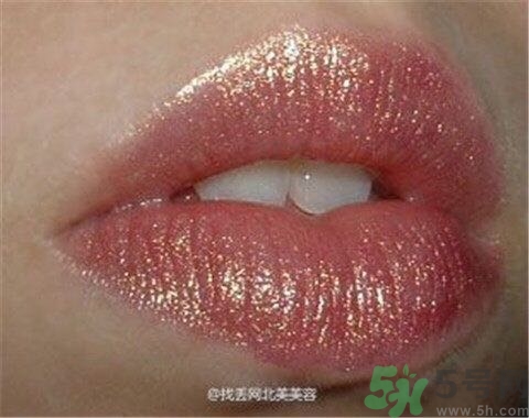 mac魅可人魚姬眼影試色 mac人魚姬眼影粉試色圖 mac魅可人魚姬眼影試色 mac人魚姬眼影粉試色圖