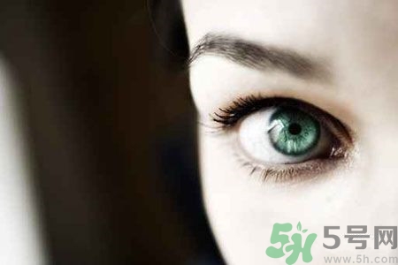 精油可以去黑眼圈嗎?什么精油去黑眼圈 精油可以去黑眼圈嗎?什么精油去黑眼圈